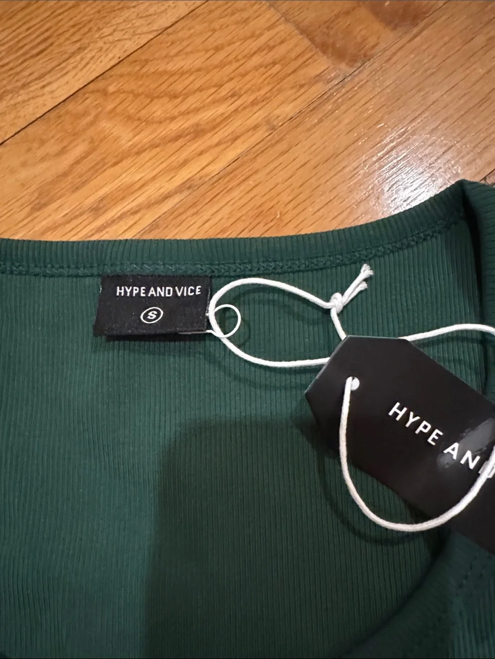 Hype & Vice NWT size S university of Miami top - Picture 4 of 6